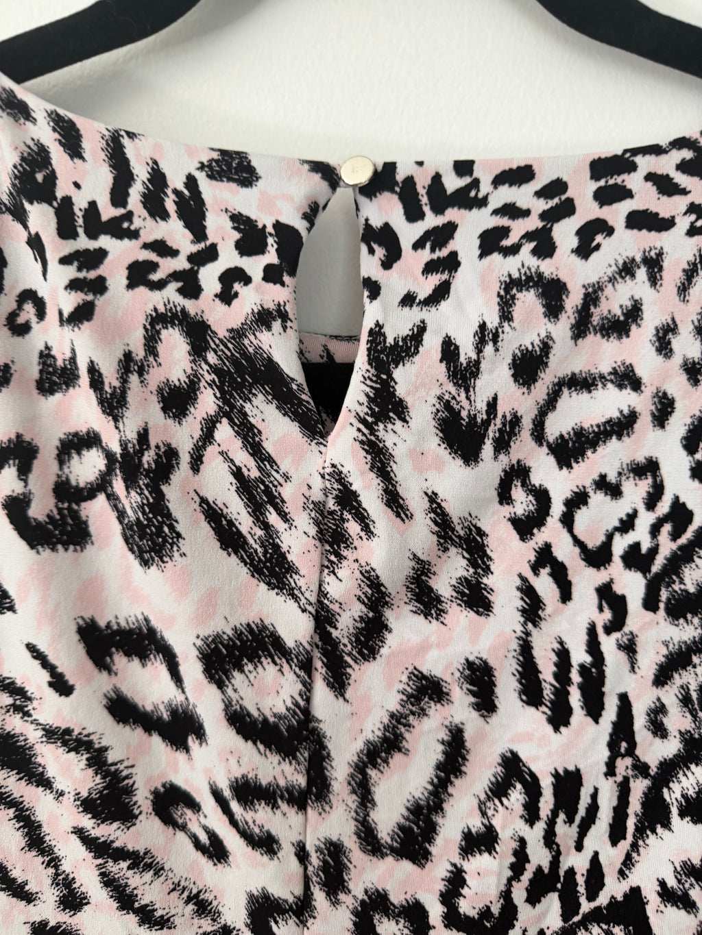 Calvin Klein Pink Leopard Sleeveless Blouse – Petite Medium PM