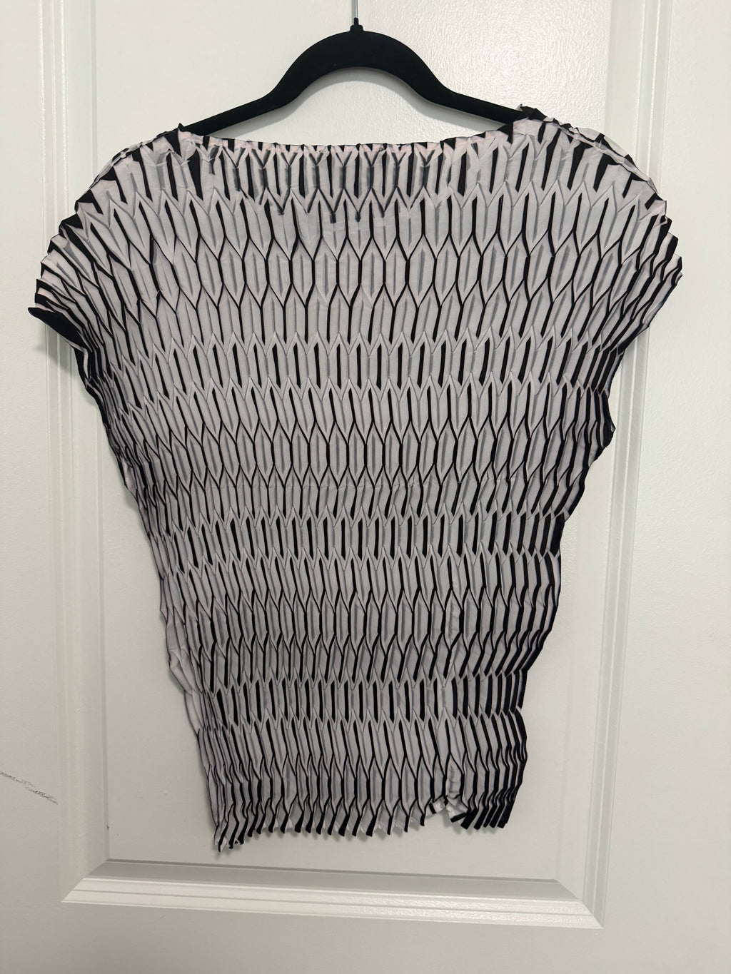 Picadilly Black & White Top- Size M/L