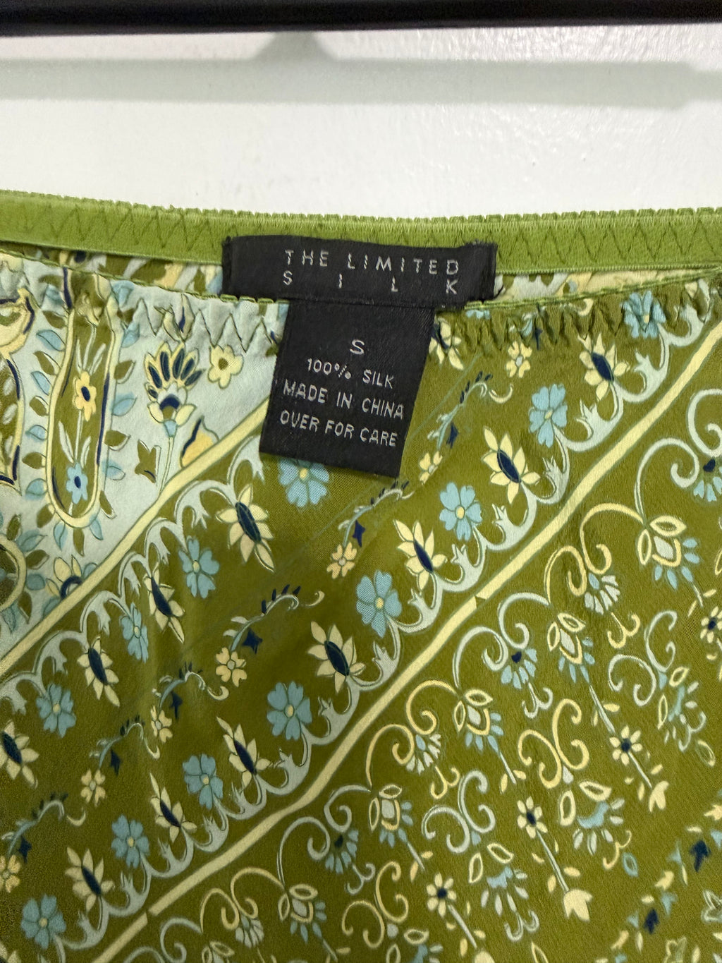 The Limited 100% Silk Green & Blue Paisley Skirt- Size Small