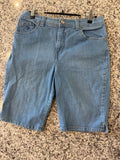 Gloria Vanderbilt Size 8 Denim Shorts