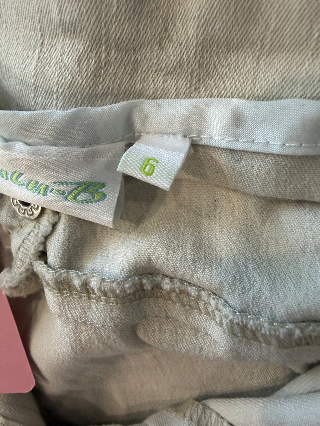 LuLu B Size 6 Y2k Style Shorts