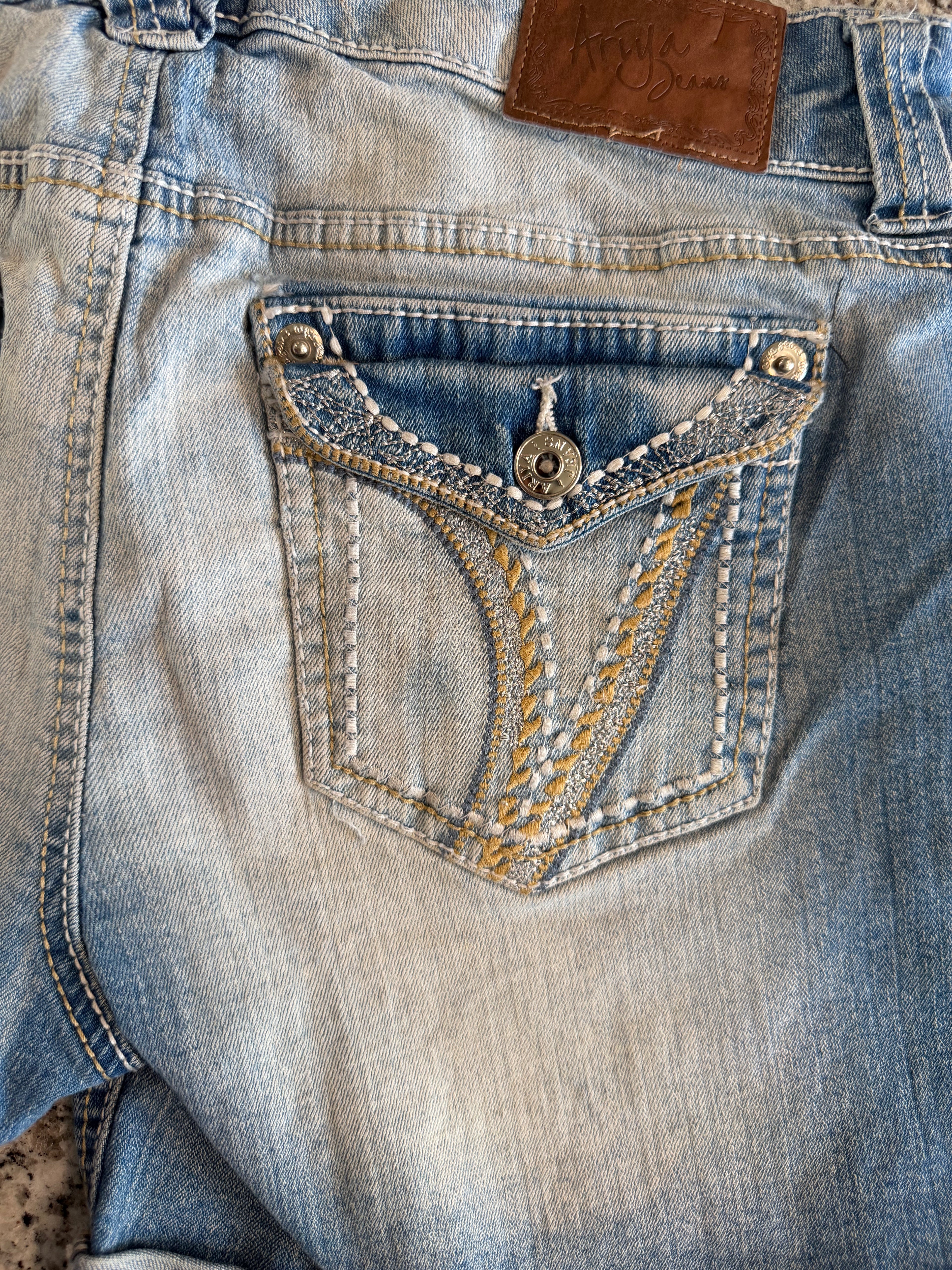 Aria Cuffed Denim Shorts Size 11/12