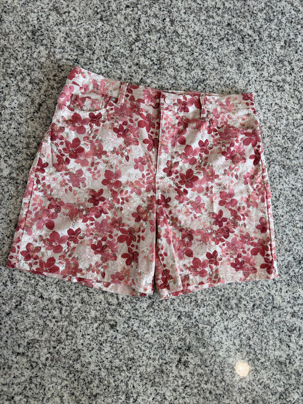 Gloria Vanderbilt 'Amanda' Denim Floral Shorts Size 18